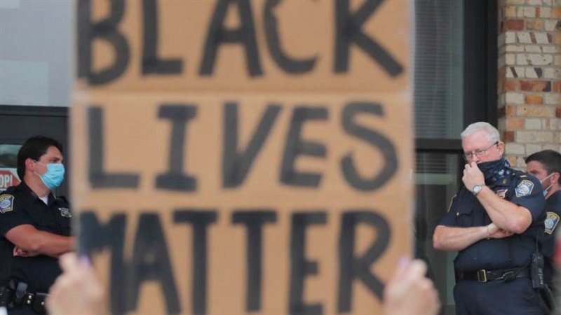 محاكمة صحفية أمريكية