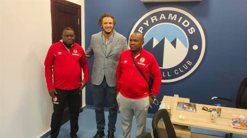 بيراميدز يرحب ببعثة