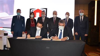 توقيع مذكرة تفاهم بين طب أسنان الإسكندرية والأكاديمية العربية للعلوم والتكنولوجيا 