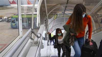 سويسرا ترفع إسبانيا والبرتغال من قائمة الحجر الصحي