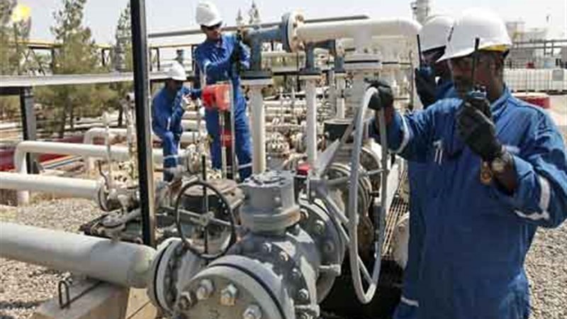 النفط يزيد مكاسبه