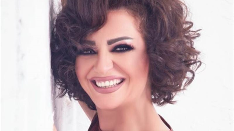 الفنانة هبة عبدالغني