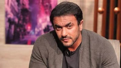 أحمد العوضي ينتهي من 