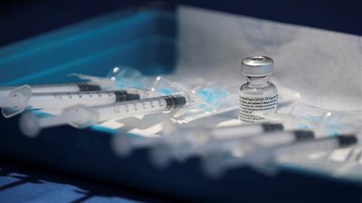 المفوضية الأوروبية وفايزر بيونتيك تتفقان على تسريع تسليم جرعات اللقاح