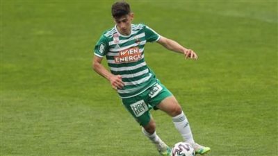 برشلونة يعلن رغبته في التعاقد مع 