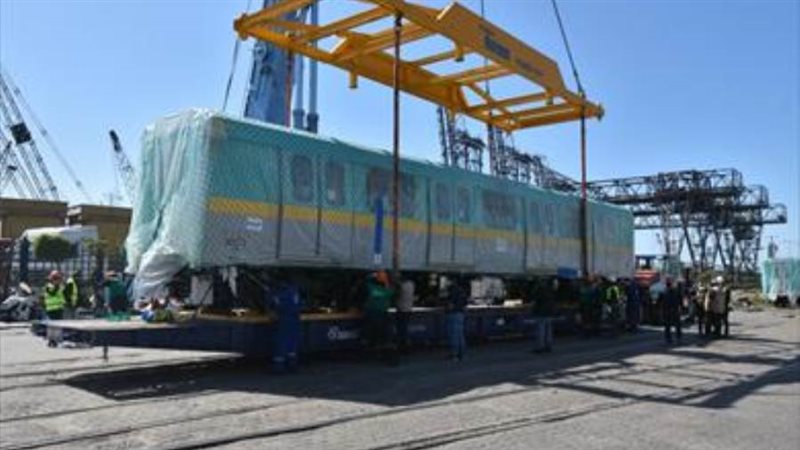 وصول القطار السابع