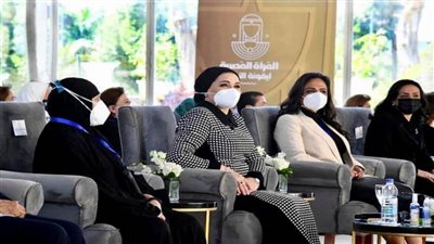 قرينة رئيس الجمهورية: المرأة منبع القوة والتضحية وأيقونة النجاح