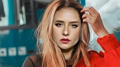 نیللي كريم تعلن فسخ خطوبتھا.. بماذا علقت؟