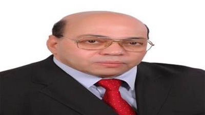 رئيس التنمية الثقافية ينعي الدكتور شاكر عبد الحميد