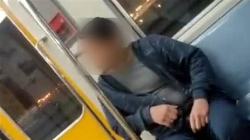 متحرش المترو