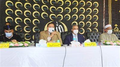 محافظ سوهاج ومدير الأمن يشهدان الصلح في خصومة ثأرية بين 3 عائلات