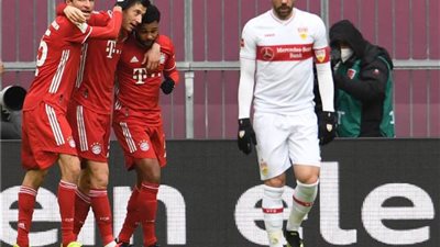 هاتريك ليفاندوفسكي يقود بايرن ميونخ للفوز على شتوتجارت برباعية نظيفة بالدوري الألماني