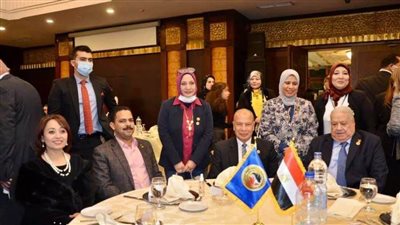 زعيم الأغلبية يشارك في احتفالية حزب 