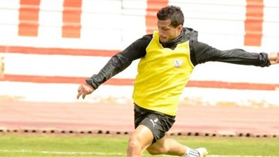 لاعب الزمالك طارق حامد ينفي عرض الشارقة الإماراتي لضمه