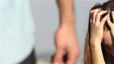 تسلم شرفها وأولادها للعشيق والزوج يضبط الزوجة الخائنة بالمطرية