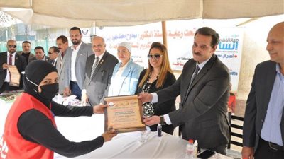 برلمانية: الحكومة ترعى مصالح 420 ألف مسن وتدعمهم بـ2 مليار سنويًا