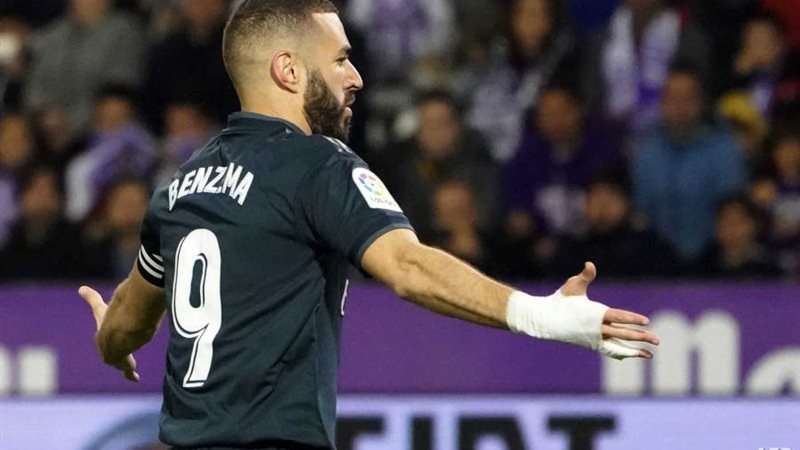 كريم بنزيما