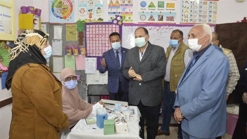 محافظ أسيوط يتفقد