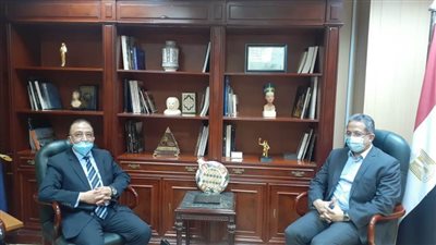 وزير السياحة والآثار ومحافظ الإسكندرية يبحثان تطوير قلعة قايتباي