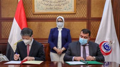 الصحة: تطعيم العاملين في القطاع السياحي والصناعي والقطاعات الاقتصادية 