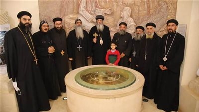 مطران أورشليم والشرق الأدنى يزرو مطرانية سمالوط ومتحف الشهداء بالمنيا