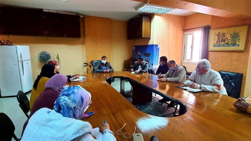 خلال اجتماع مسؤلى