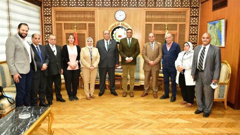 محافظ الدقهلية ووفد