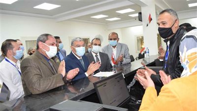 محافظ المنيا يفتتح أعمال تطوير مستشفى الحميات والصدر ومكتب تموين تلة