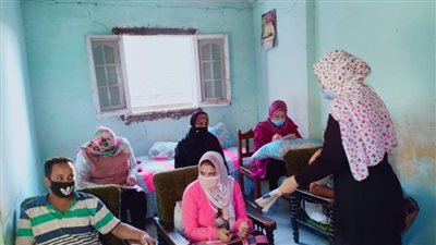 طلاب جامعة الإسكندرية يمحون أمية 1059 فردًا 