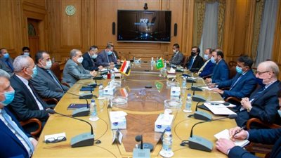 وزير الإنتاج الحربي