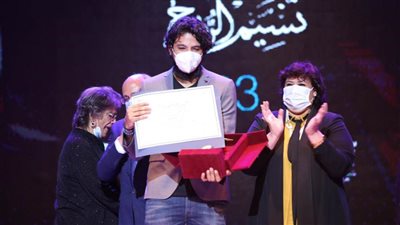 شريف الهواري يفوز بجائزة الموسيقى التصويرية من المهرجان القومي للسينما المصرية في دورته 23