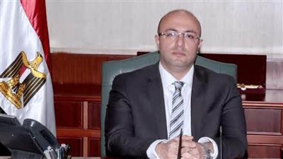 نائب محافظ بني سويف يتفقد قافلة الكشف عن أمراض القلب