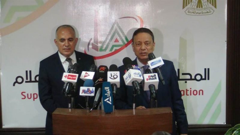 كرم جبر ووزير الري