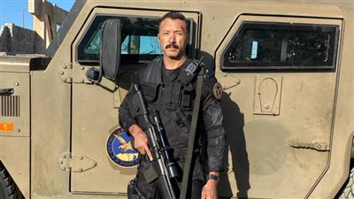 الصورة الأولى للفنان أحمد فهمي في الاختيار 2