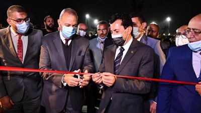 وزير الرياضة ومحافظ القليوبية يفتتحان عدداً من المنشآت الشبابية والرياضية بنادي العبور
