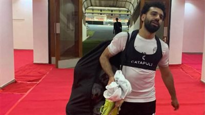 8 صور تكشف لماذا يستحق محمد صلاح لقب فخر العرب؟
