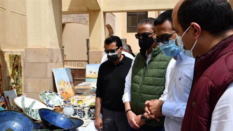 وزير الرياضة ومحافظ