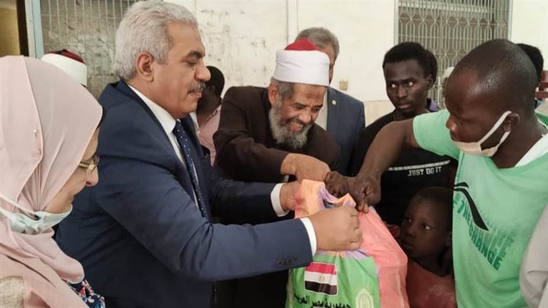 مساعدات الأزهر فى