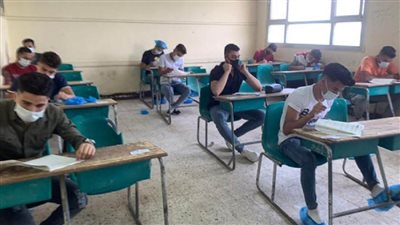 الحكومة تنفي إجراء امتحانات الشهادة الثانوية العامة ورقياً خلال العام الدراسي الحالي 