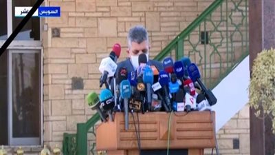 هيئة قناة السويس: لا إصابات ووفيات أو تلوث بسبب السفينة الجانحة