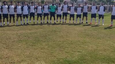 المنتخب الأولمبي يقف دقيقة حداداً على أرواح ضحايا قطاري الصعيد في بداية مرانه