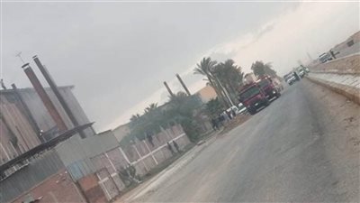 الحماية المدنية تدفع بـ 10 سيارات للسيطرة علي حريق بالعاشر من رمضان