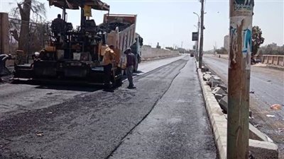 صلاح.. الانتهاء من رصف ٢٣ طريقا ورفع 45 طن مخلفات صلبة بالمنيا