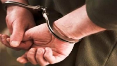  ضبط شخص لقيامه بإدارة مصنع بدون ترخيص وتصنيع علامات تجارية