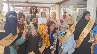 في يوم المرأة المعيلة.. المصمم العالمي هاني البحيري: 