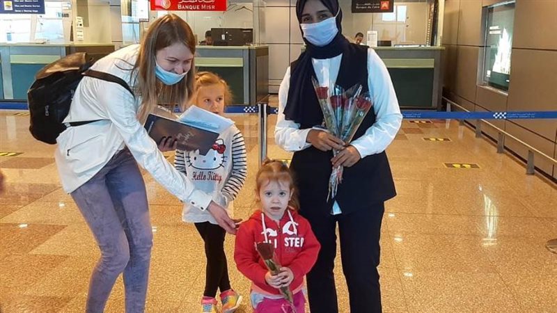 السياح بعد وصولهم