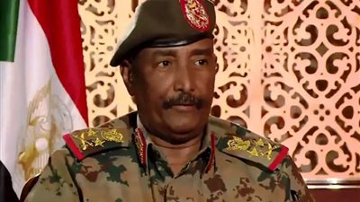 رئيس مجلس السيادة السوداني يهنئ منتخب بلاده بالتأهل لنهائيات أمم إفريقيا