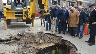 هبوط مفاجئ بشارع في شبرا الخيمة