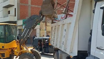 حملة مكبرة لإزالة  الإشغالات نفذتها الوحدة المحلية بـ