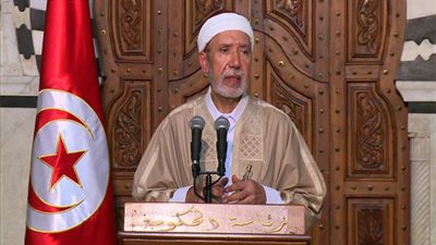 مفتي تونس يدعو المواطنين إلى الإقبال على التطعيم ضد كورونا